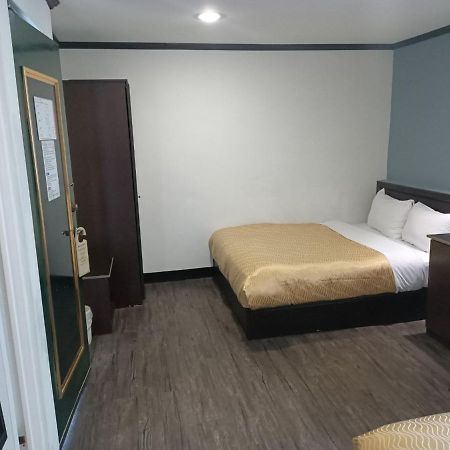 Holiday Business Hotel Taitung ภายนอก รูปภาพ